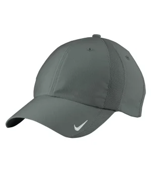 Nike Sphere Dry Cap. - Image 2